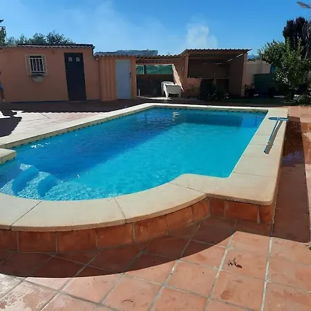 Flat With Heated Pool Near Апартаменты