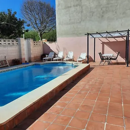 Flat With Heated Pool Near