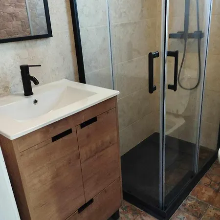 Flat With Heated Pool Near Gandie